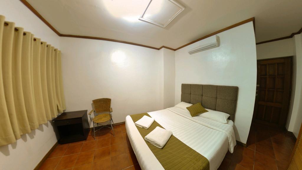Subiza Beach Resort Olongapo Esterno foto