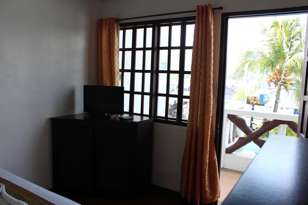 Subiza Beach Resort Olongapo Esterno foto